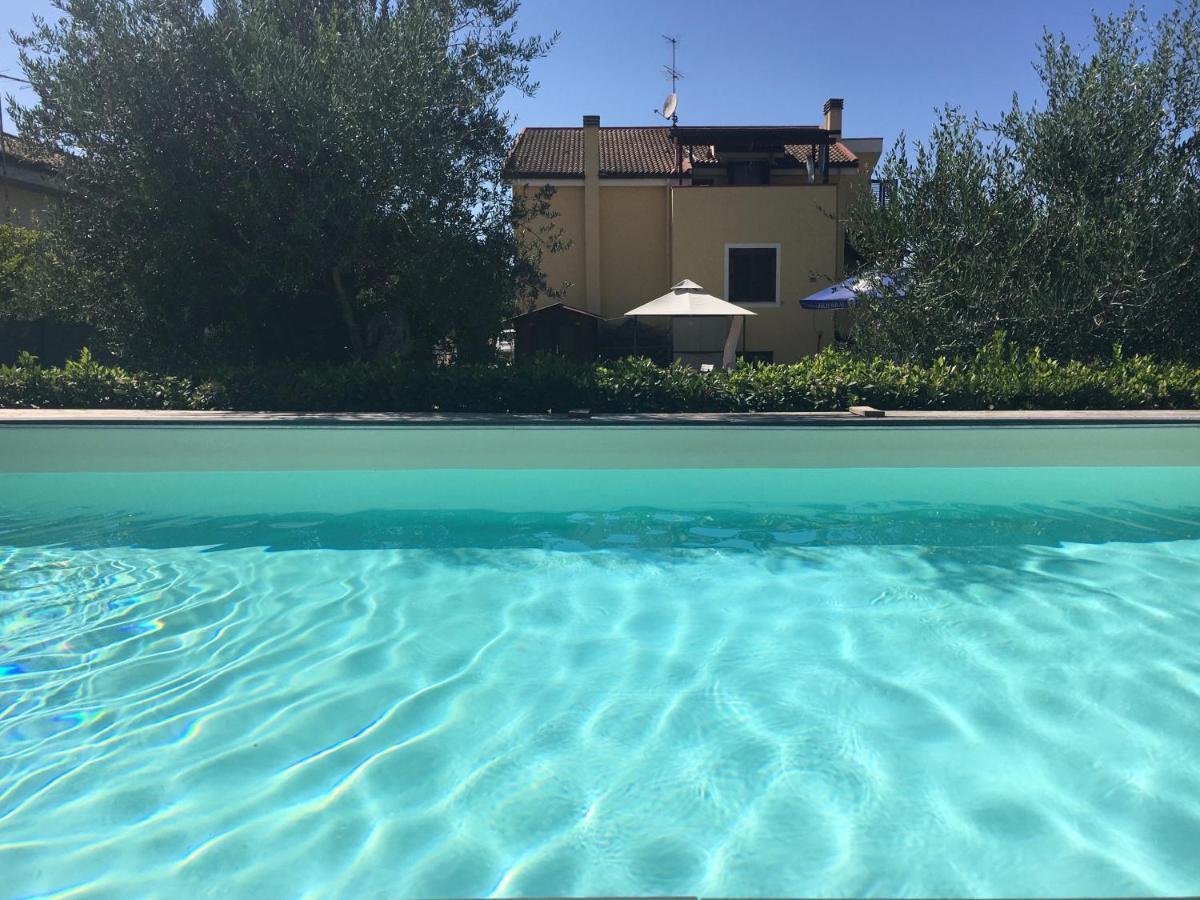 Golden Villa, Residenza Di Campagna 萨萨里 外观 照片