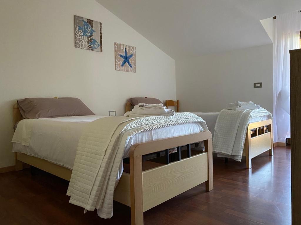 Golden Villa, Residenza Di Campagna 萨萨里 外观 照片