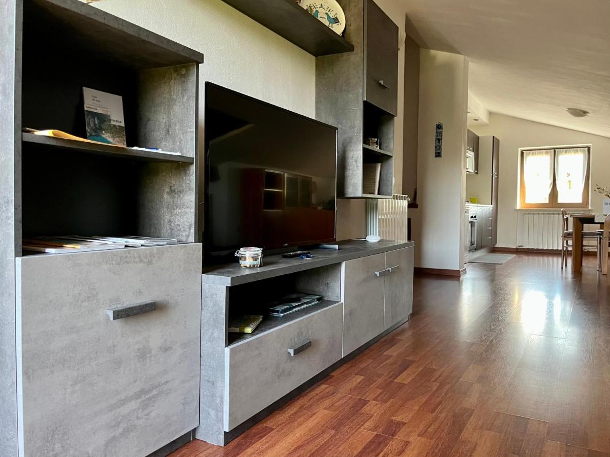 Golden Villa, Residenza Di Campagna 萨萨里 外观 照片